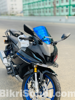 Yamaha R15M BS7 Carbon